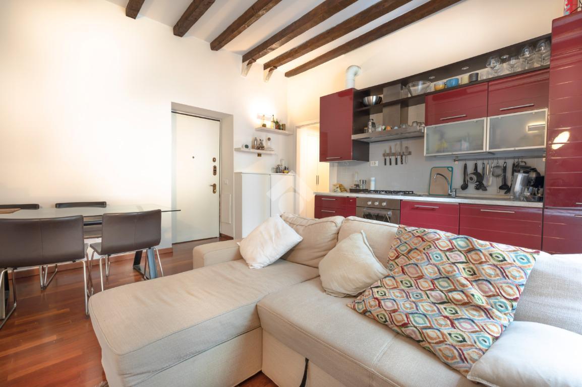 appartamento in affitto a Milano in zona Bocconi