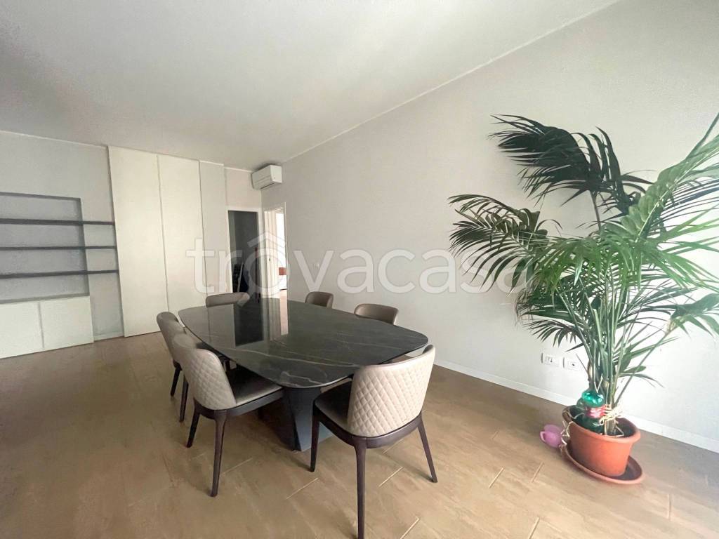 appartamento in affitto a Milano in zona Sempione