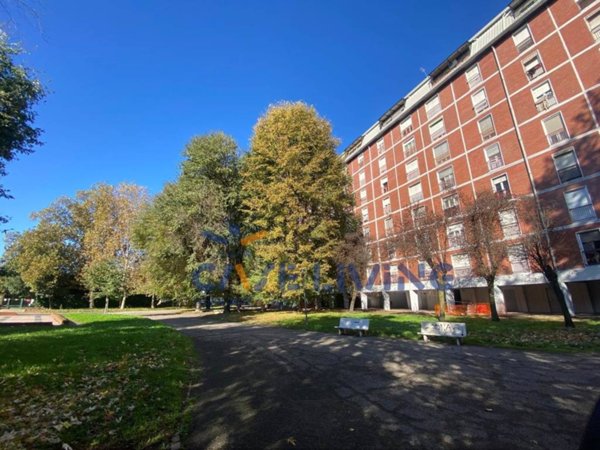 appartamento in affitto a Milano in zona Famagosta