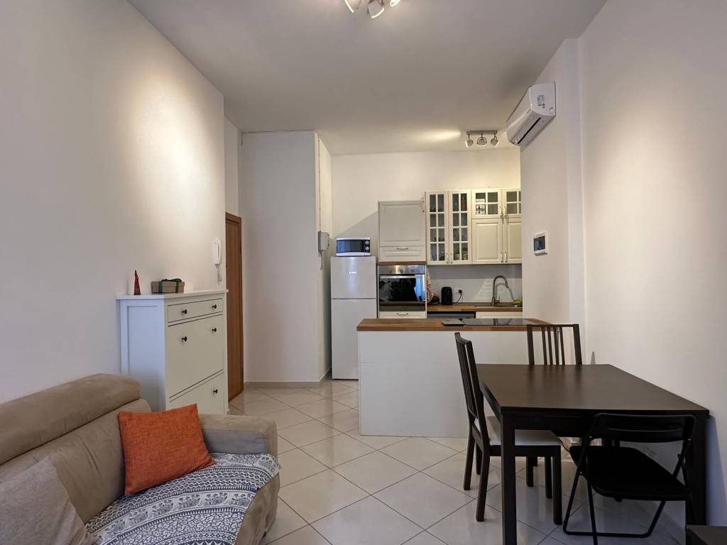 appartamento in affitto a Milano in zona Adriano