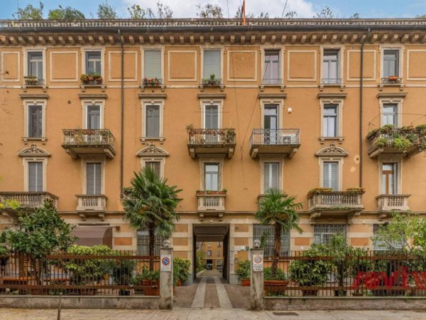 appartamento in affitto a Milano in zona Guastalla