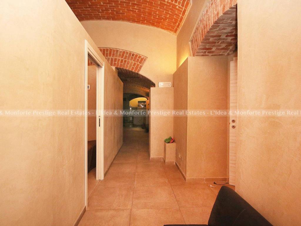 negozio in affitto a Milano