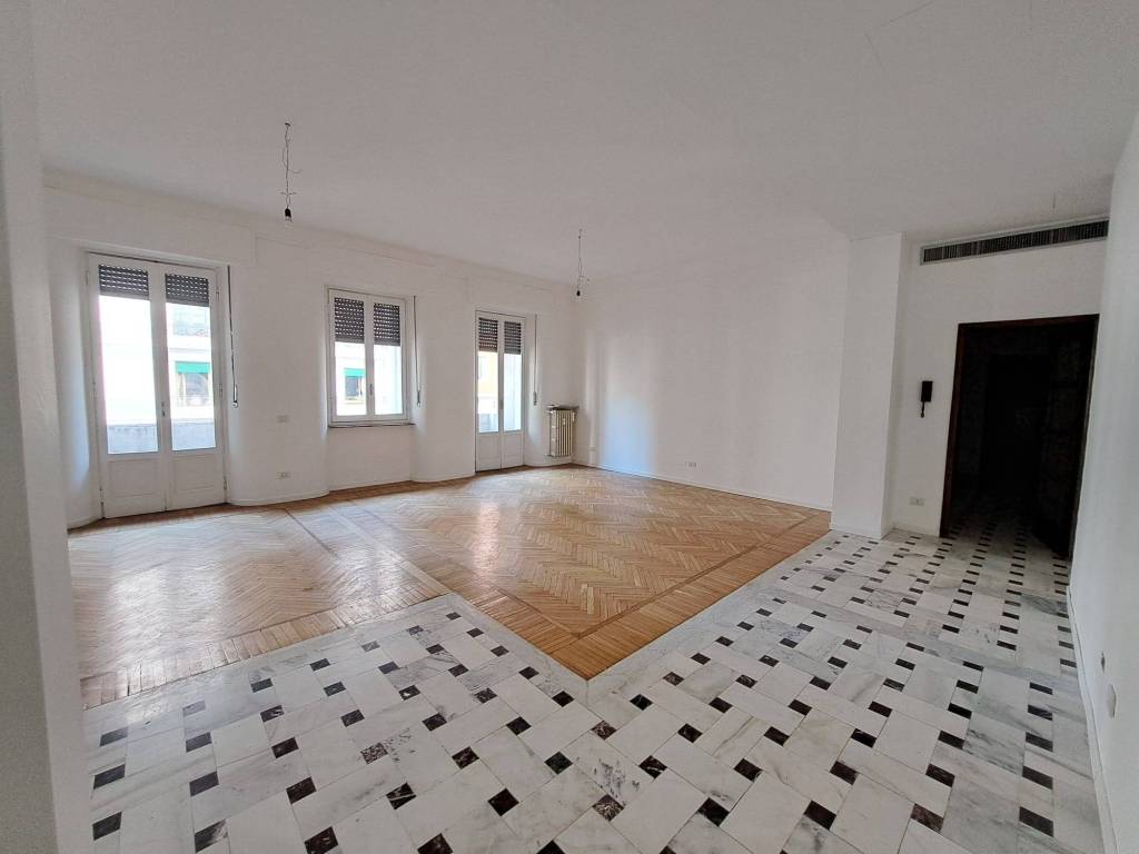 appartamento in affitto a Milano in zona Centro Direzionale