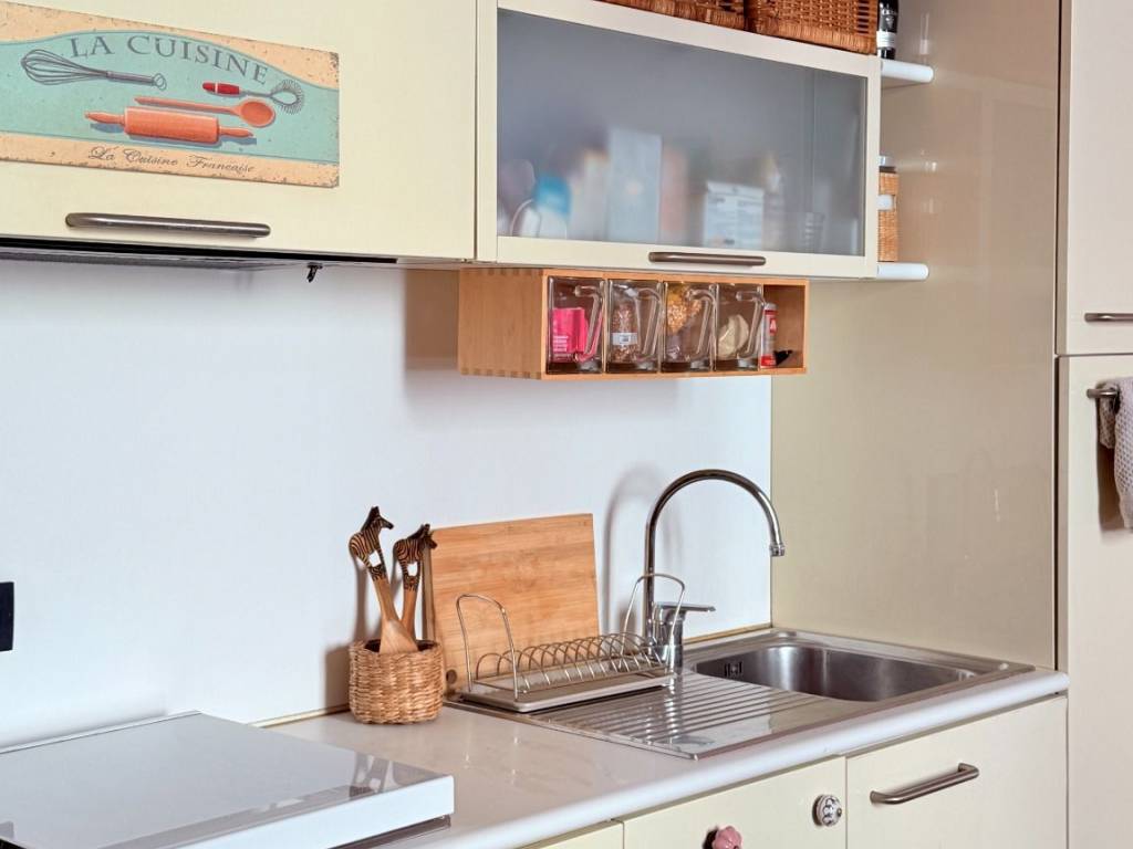 appartamento in affitto a Milano in zona Centro Direzionale