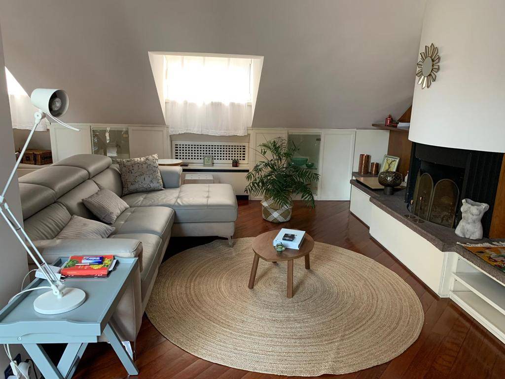 appartamento in affitto a Milano in zona Porta Nuova