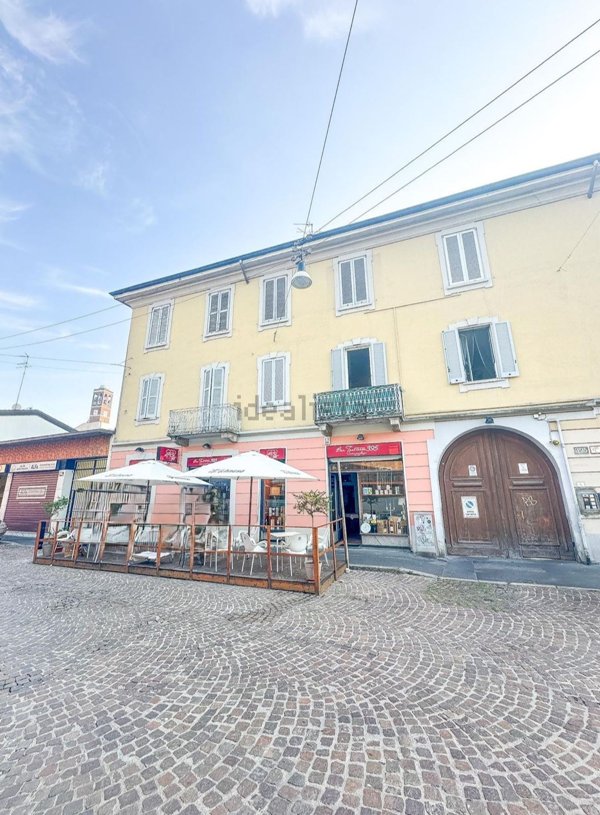 appartamento in affitto a Milano in zona Baggio