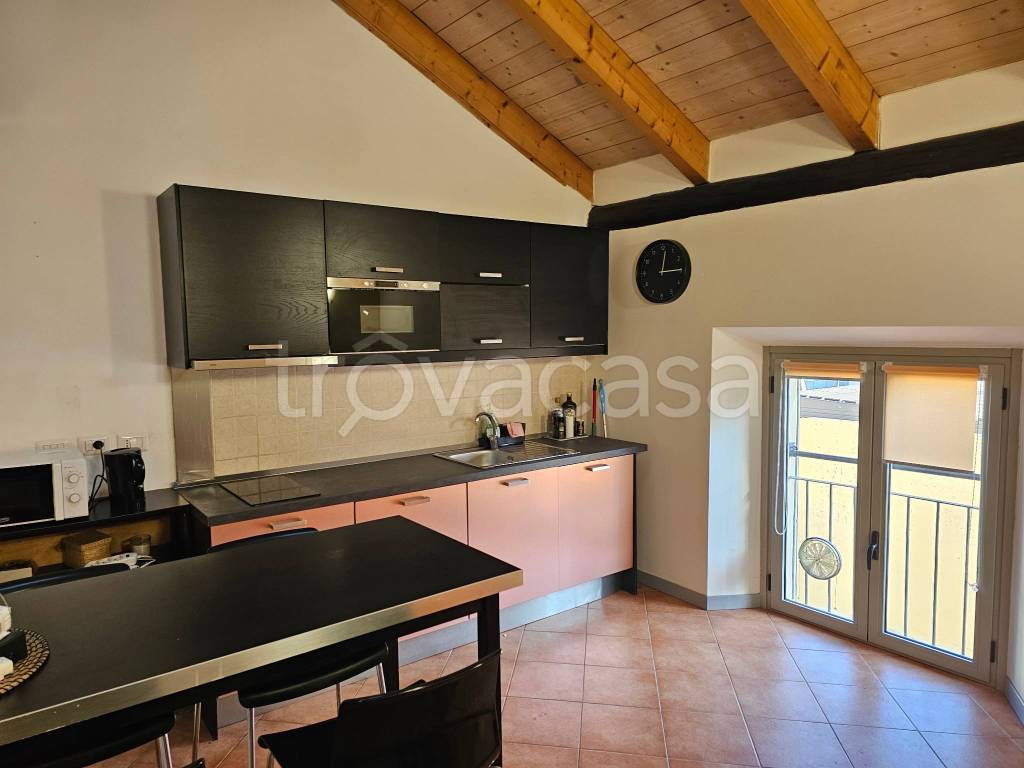 appartamento in affitto a Milano in zona Centro Direzionale