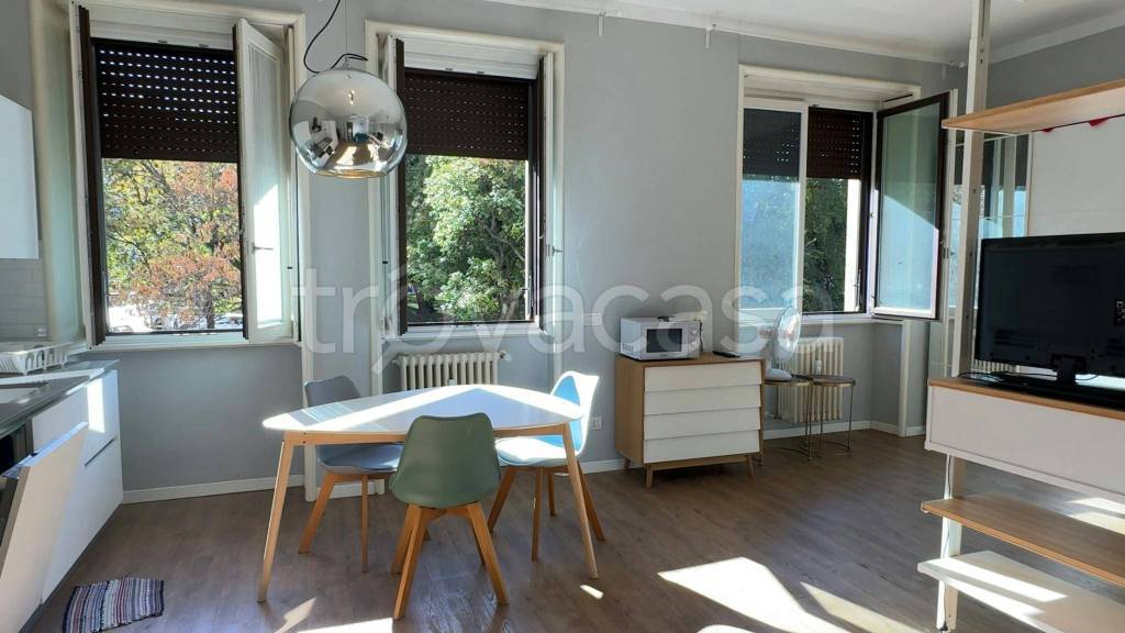 appartamento in affitto a Milano in zona Centro Direzionale