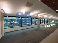 negozio in affitto a Milano in zona Centro Direzionale