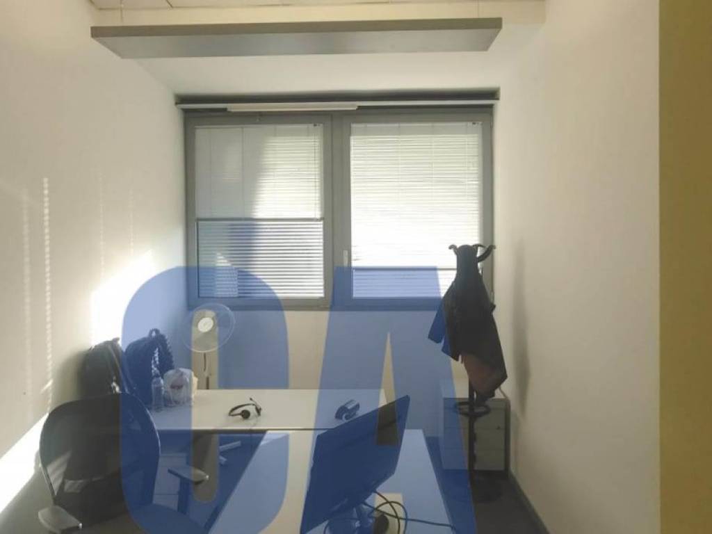 ufficio in affitto a Milano in zona Precotto