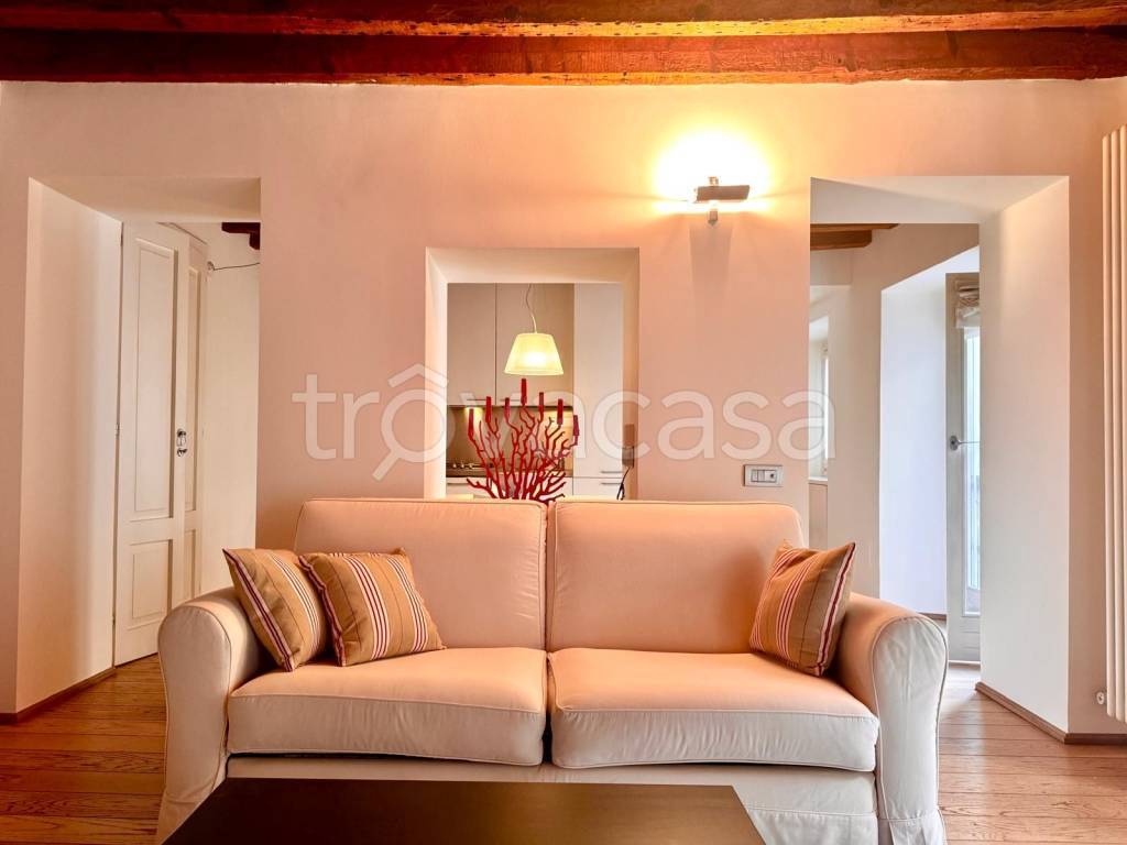 appartamento in affitto a Milano in zona Porta Vigentina