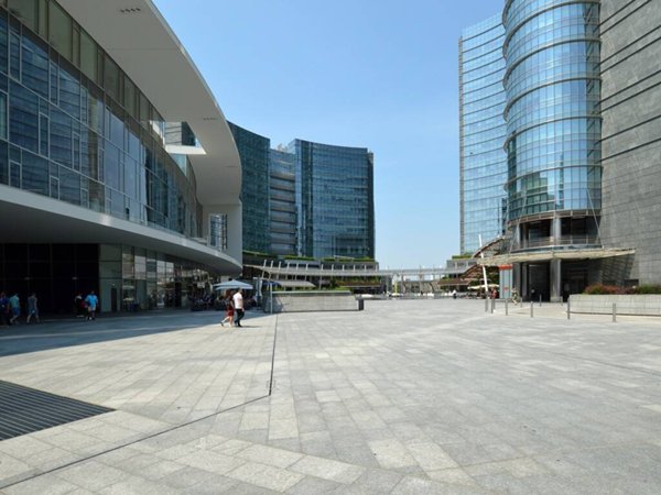 ufficio in affitto a Milano in zona Isola