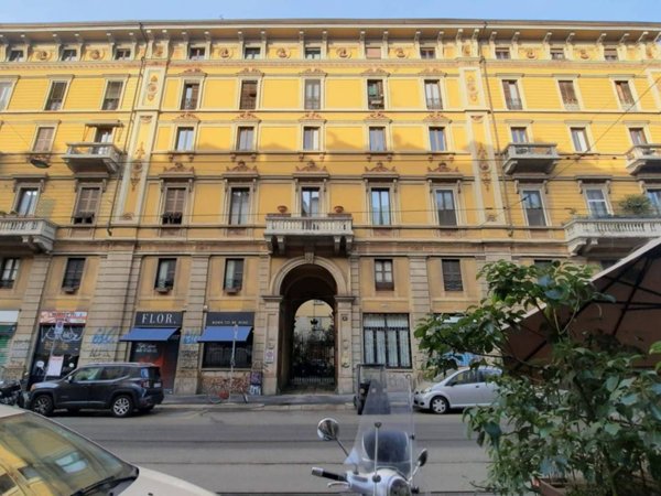 negozio in affitto a Milano in zona Porta Genova
