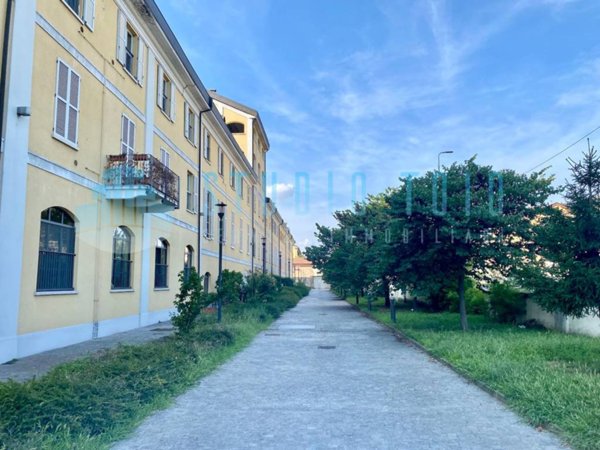 appartamento in affitto a Milano in zona Famagosta