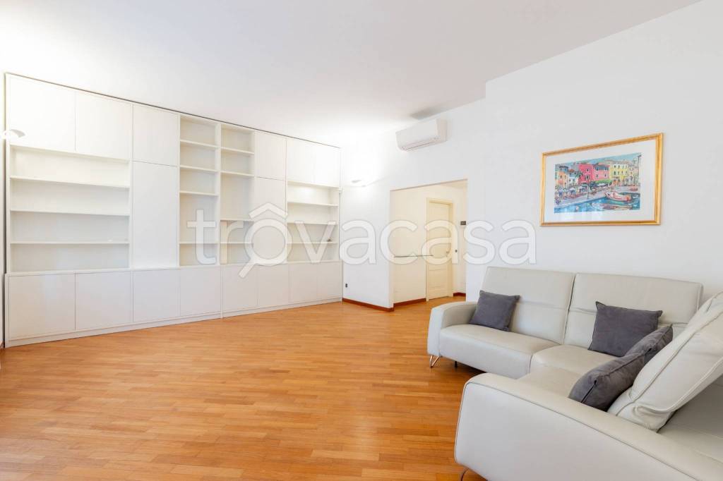 appartamento in affitto a Milano in zona Porta Romana