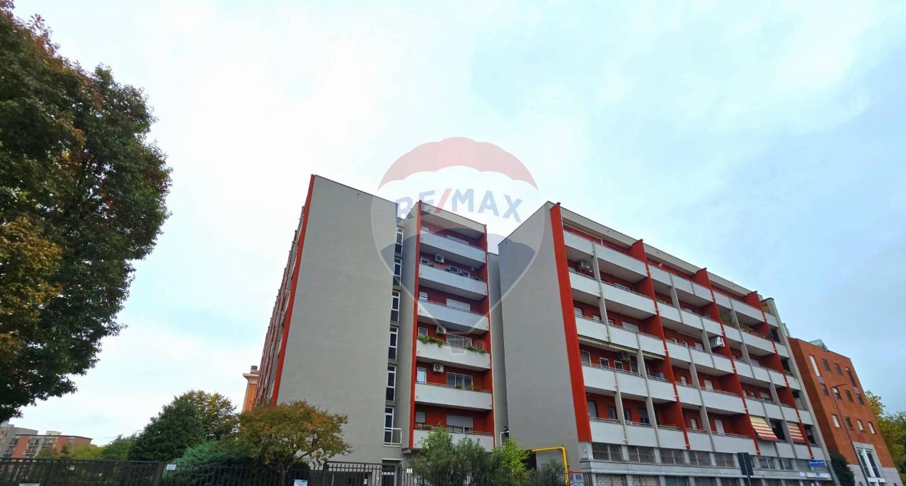 appartamento in affitto a Milano in zona Famagosta