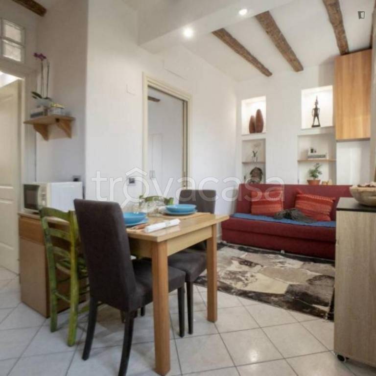 appartamento in affitto a Milano in zona Gratosoglio