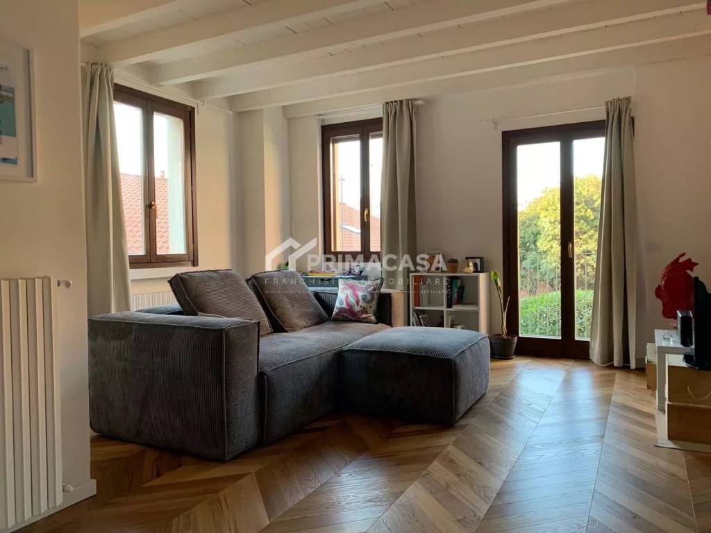 appartamento in affitto a Milano in zona Famagosta