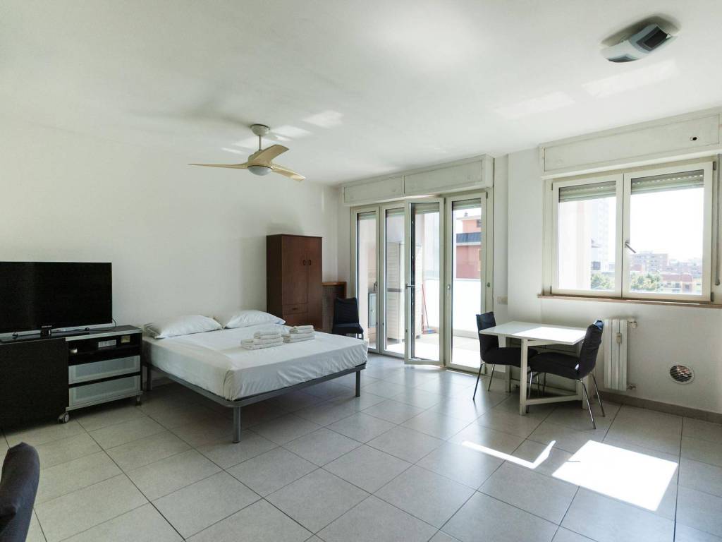 appartamento in affitto a Milano in zona Adriano