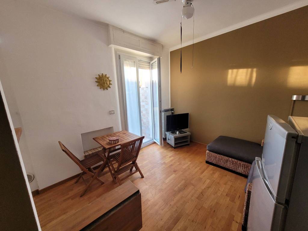 appartamento in affitto a Milano in zona Vigentino