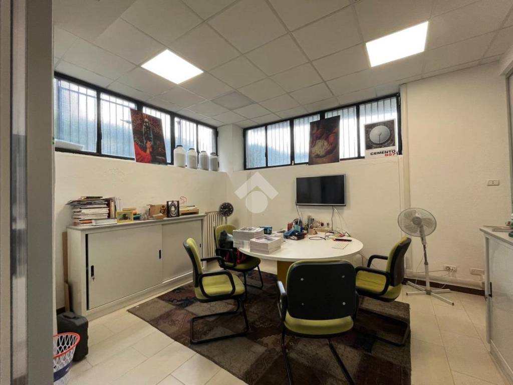 ufficio in affitto a Milano in zona Rogoredo