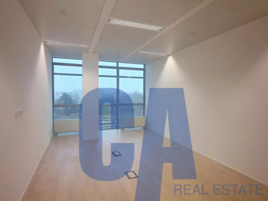 ufficio in affitto a Milano in zona Centro Direzionale