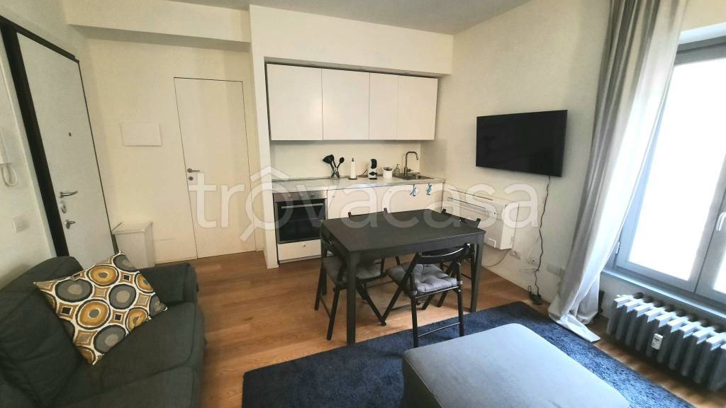 appartamento in affitto a Milano in zona Cinque Giornate