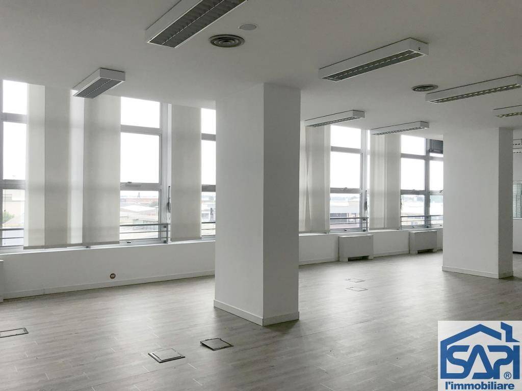 ufficio in affitto a Milano