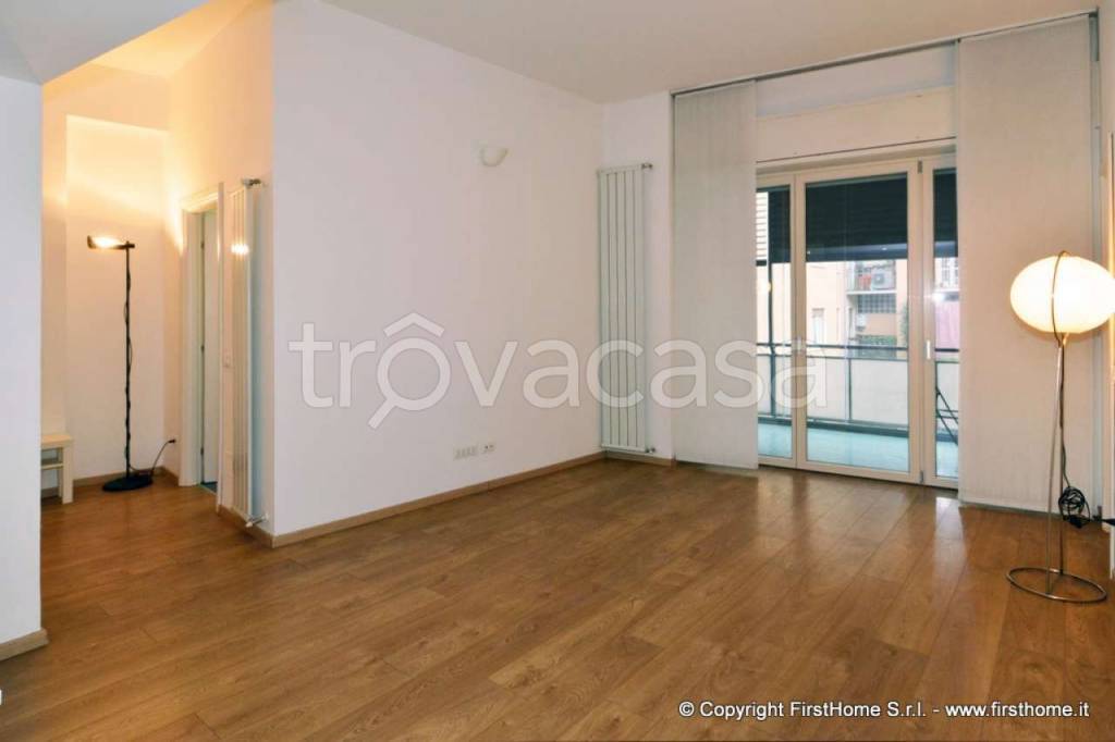 appartamento in affitto a Milano in zona Sant'Ambrogio