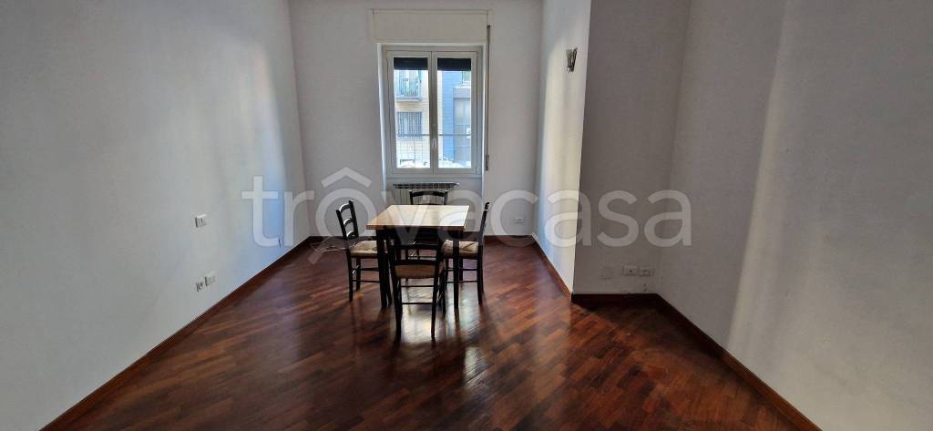 appartamento in affitto a Milano in zona Feltre