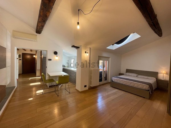 appartamento in affitto a Milano in zona Centro Direzionale