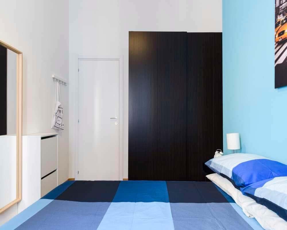 negozio in affitto a Milano in zona Porta Genova