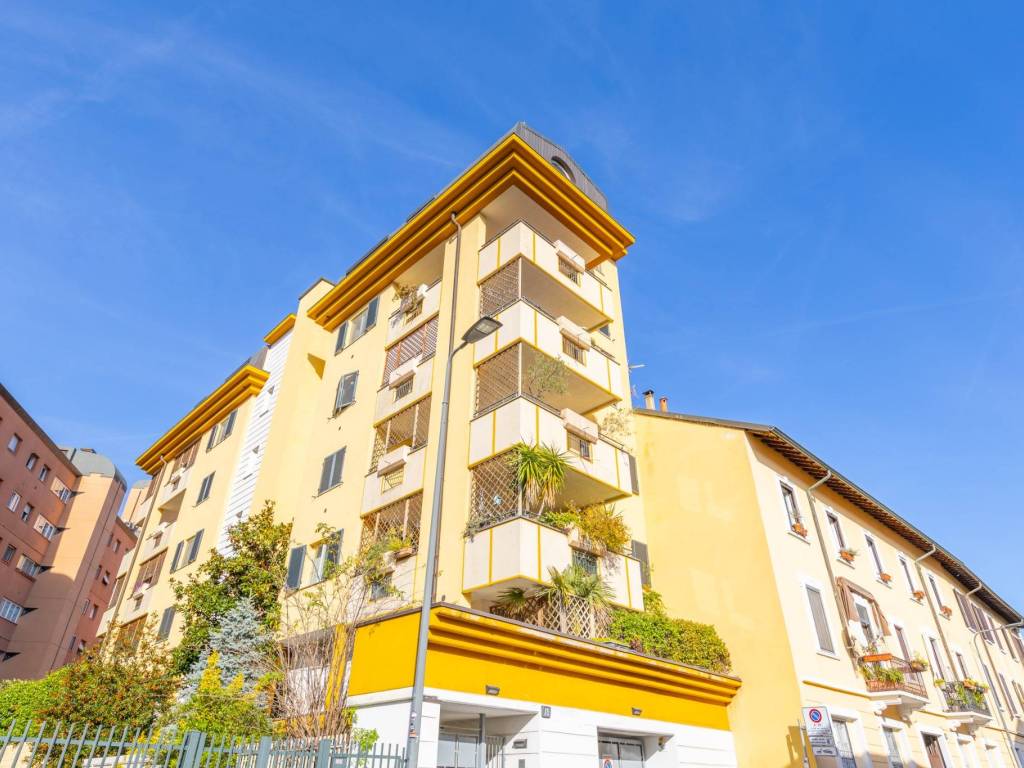 appartamento in affitto a Milano in zona Baggio