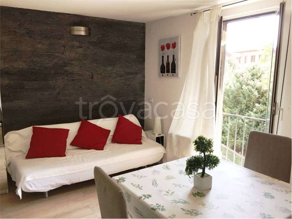 appartamento in affitto a Milano in zona Sant'Ambrogio