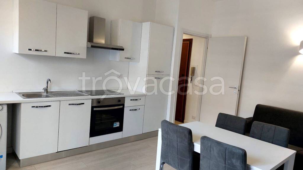 appartamento in affitto a Milano in zona Corvetto