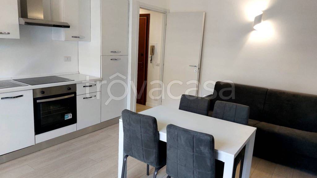 appartamento in affitto a Milano in zona Corvetto