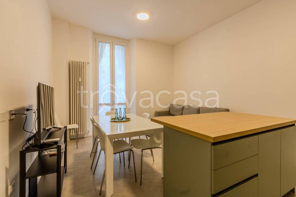 appartamento in affitto a Milano in zona Isola