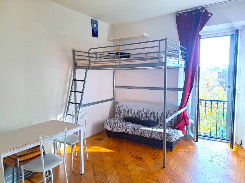 appartamento in affitto a Milano in zona Porta Romana