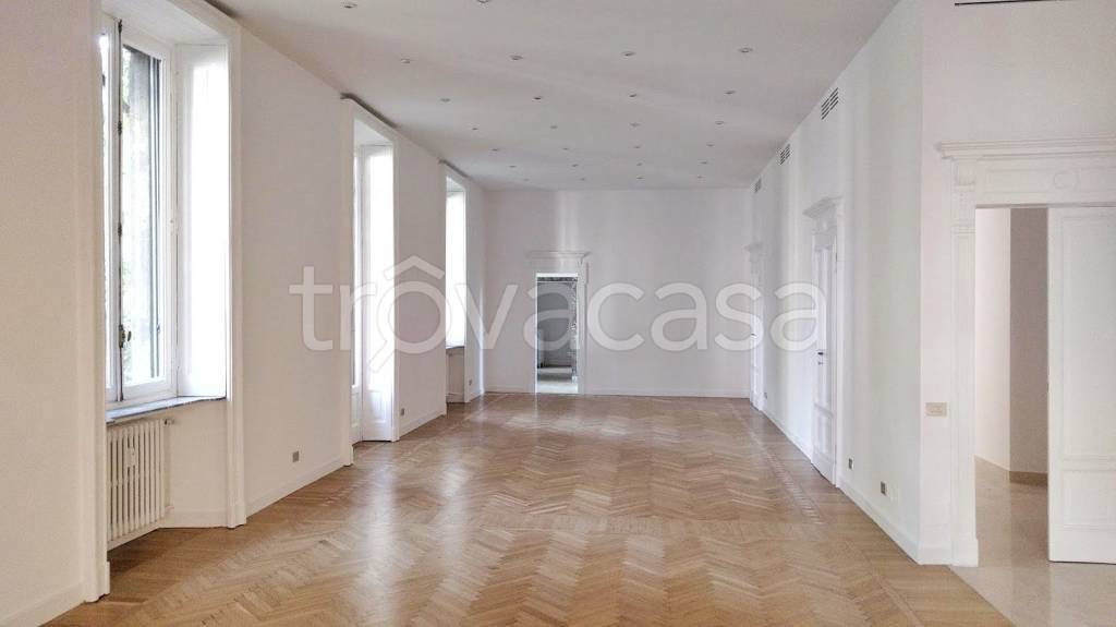 ufficio in affitto a Milano in zona Stazione Centrale