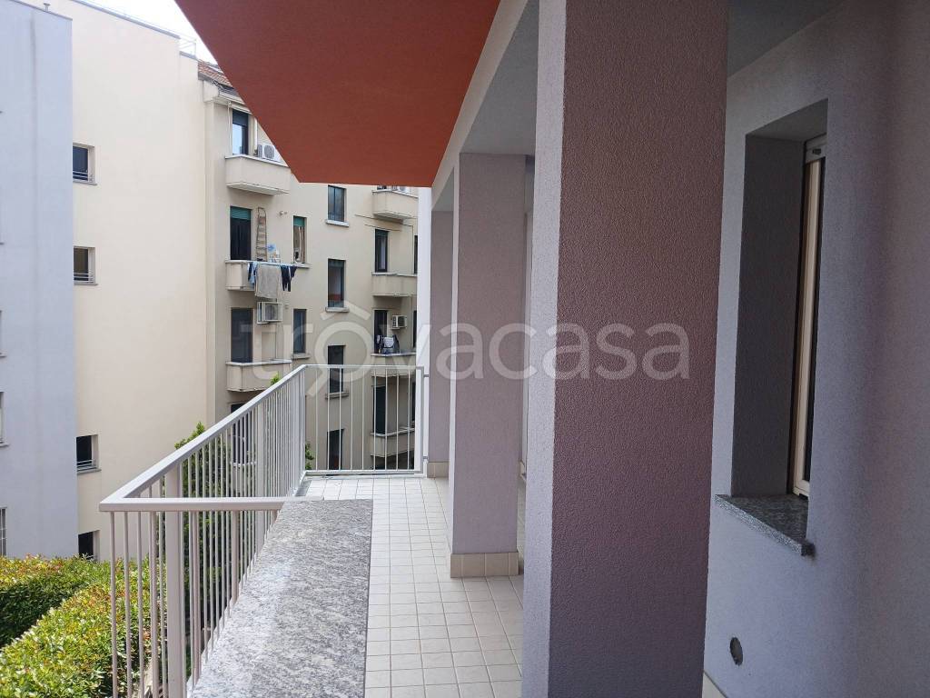 appartamento in affitto a Milano