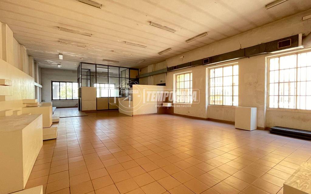 ufficio in affitto a Milano in zona Lambrate