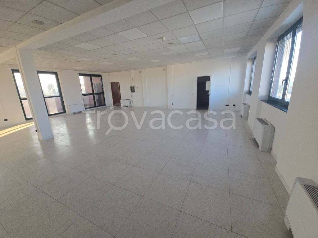 ufficio in affitto a Milano in zona Muggiano