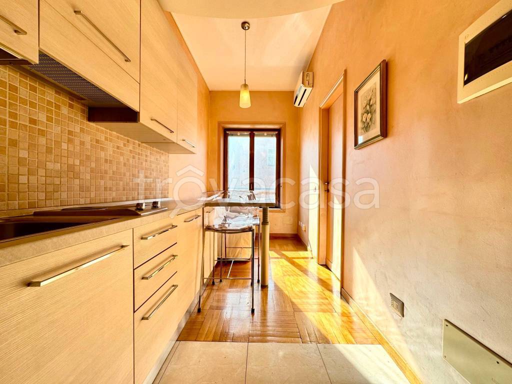 appartamento in affitto a Milano