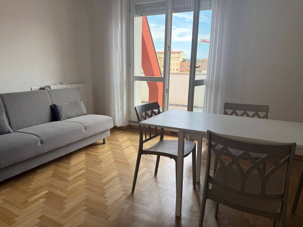 appartamento in affitto a Milano in zona XXII Marzo