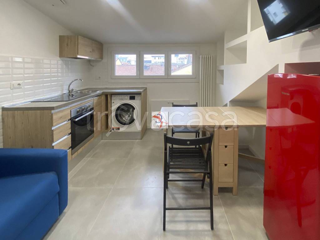 appartamento in affitto a Milano in zona Centro Direzionale