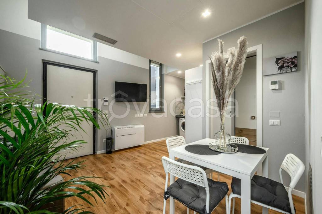 appartamento in affitto a Milano in zona Lambrate