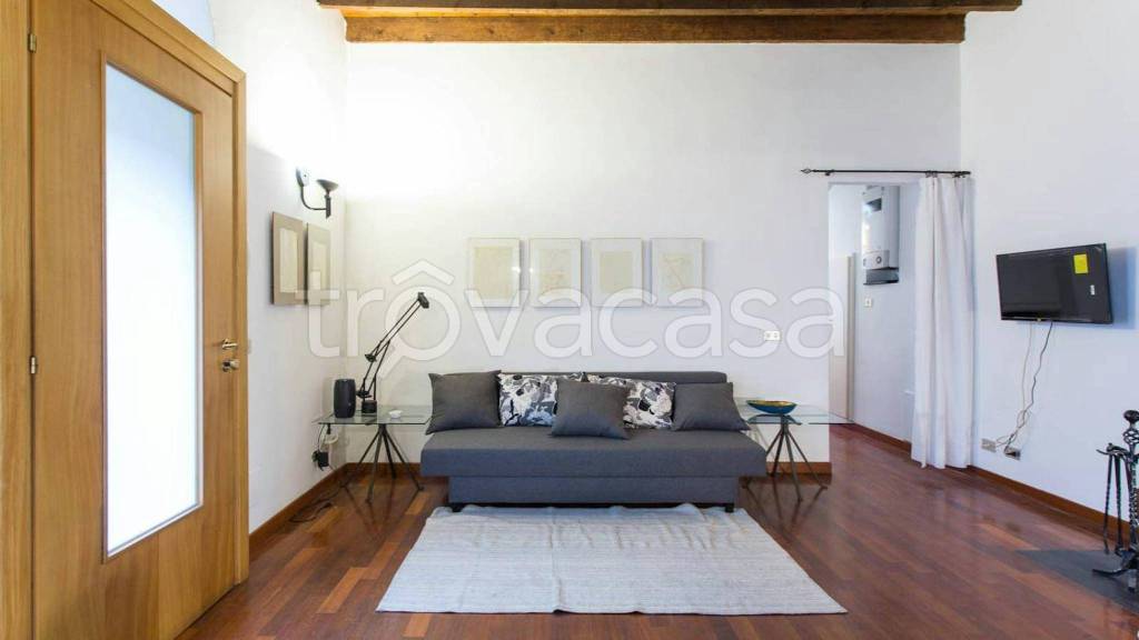 appartamento in affitto a Milano in zona Loreto