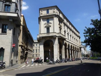 negozio in affitto a Milano