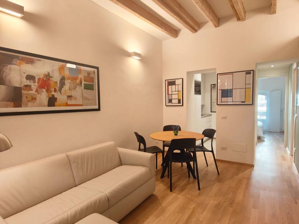 appartamento in affitto a Milano in zona Isola