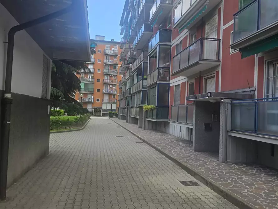 appartamento in affitto a Milano in zona Quartiere degli Olmi